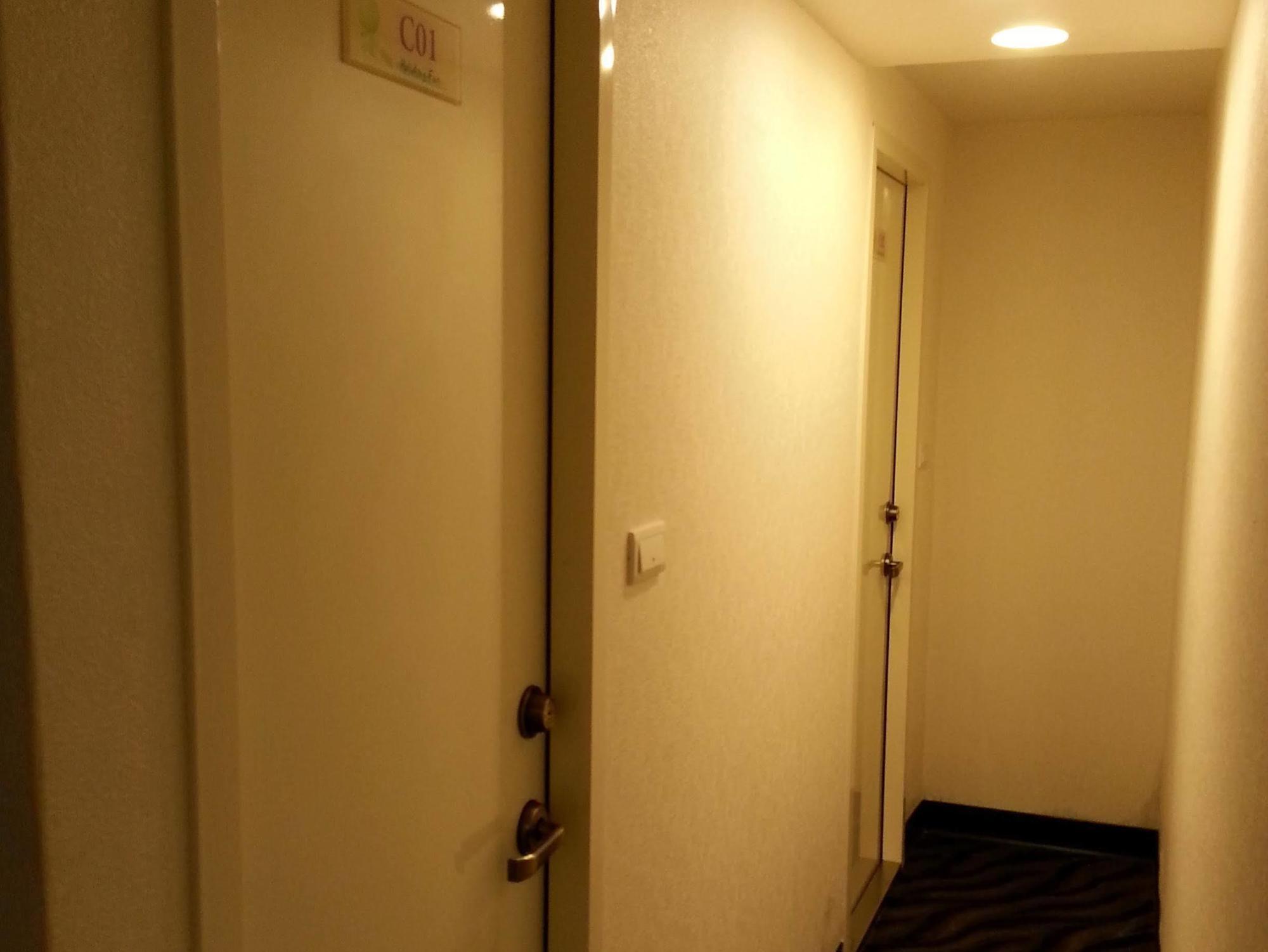 Holiday Fun Hostel 臺北 外观 照片